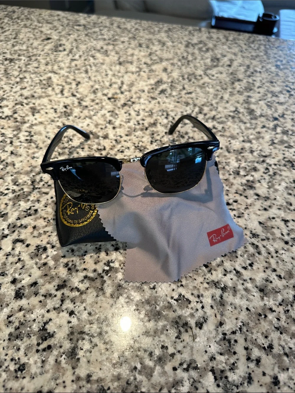 Ray-Ban Black Frame Sunglasses with Black Case